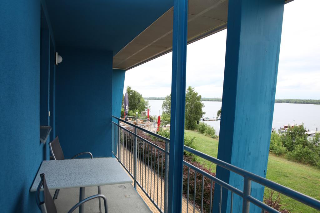 Strandhotel Senftenberger See Szoba fotó