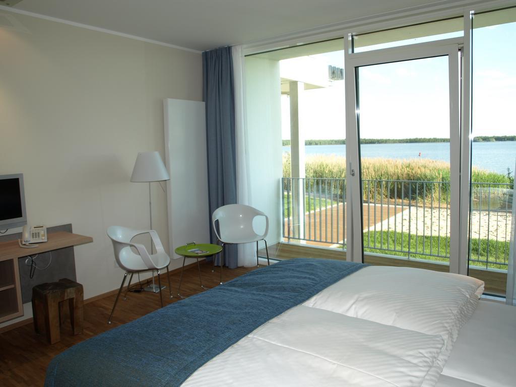 Strandhotel Senftenberger See Szoba fotó