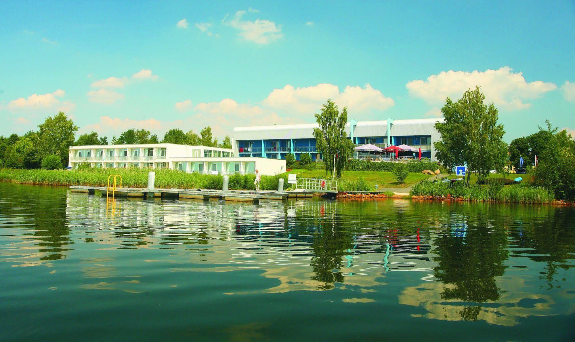 Strandhotel Senftenberger See Kültér fotó
