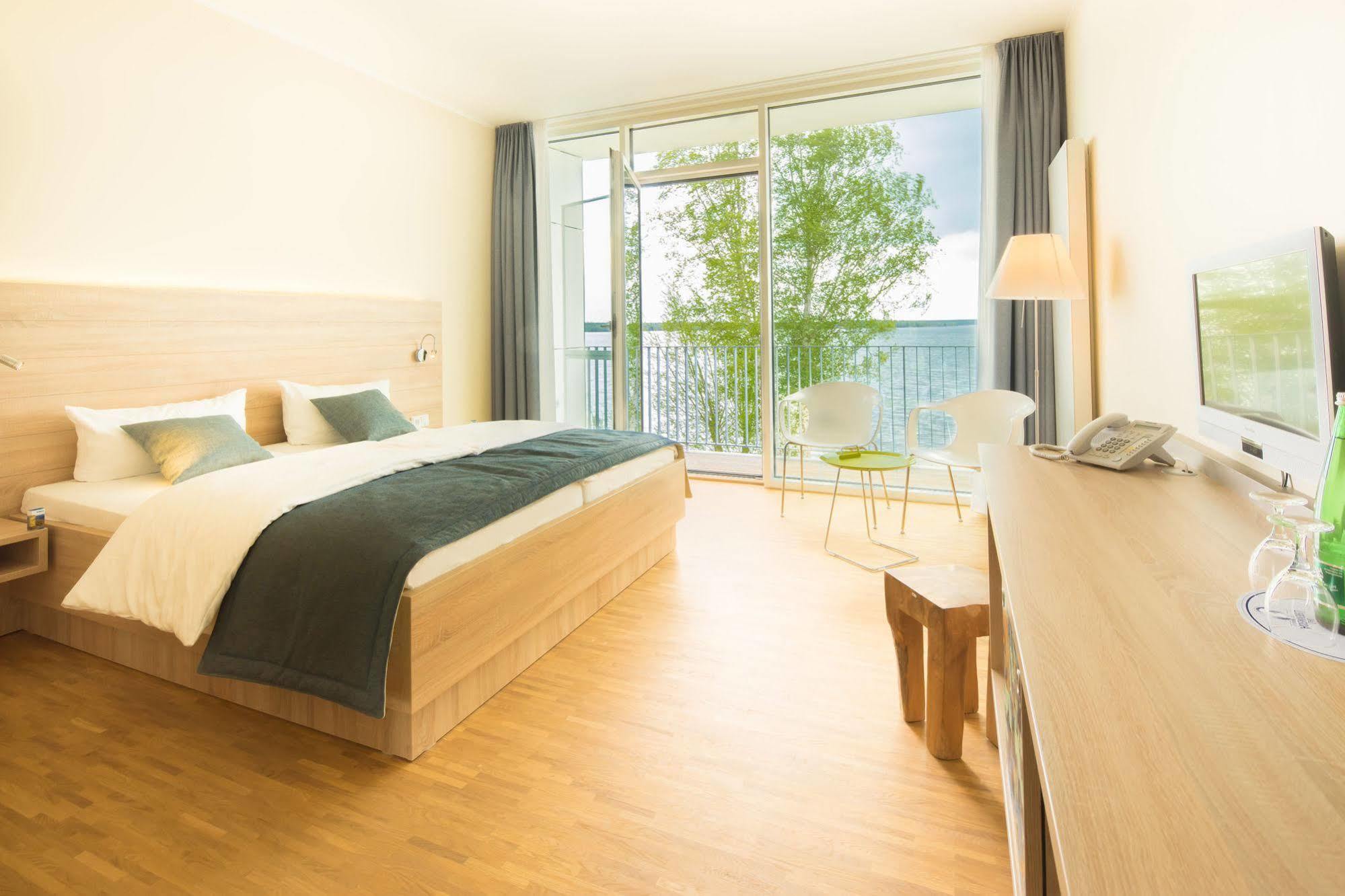 Strandhotel Senftenberger See Kültér fotó