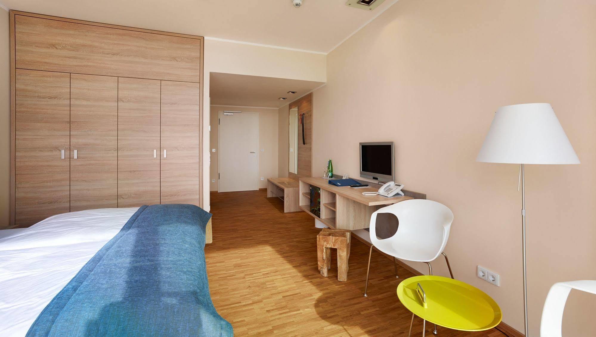 Strandhotel Senftenberger See Kültér fotó