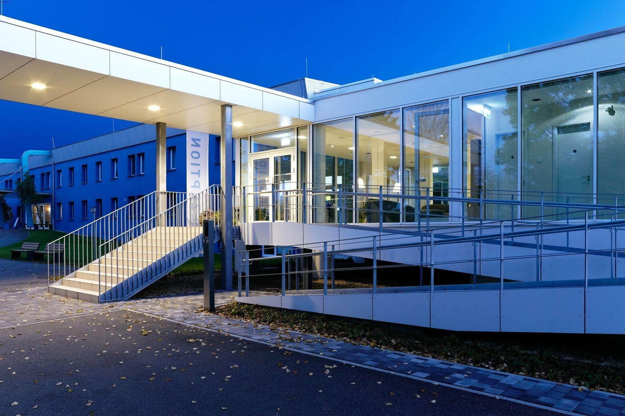 Strandhotel Senftenberger See Kültér fotó